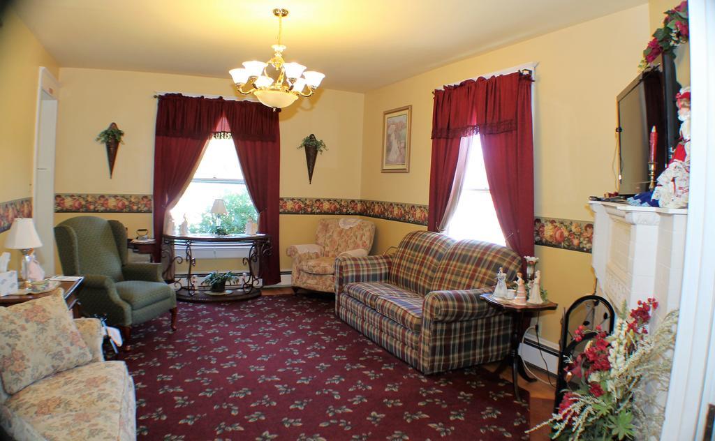 The White Birch Inn Berwick Bagian luar foto