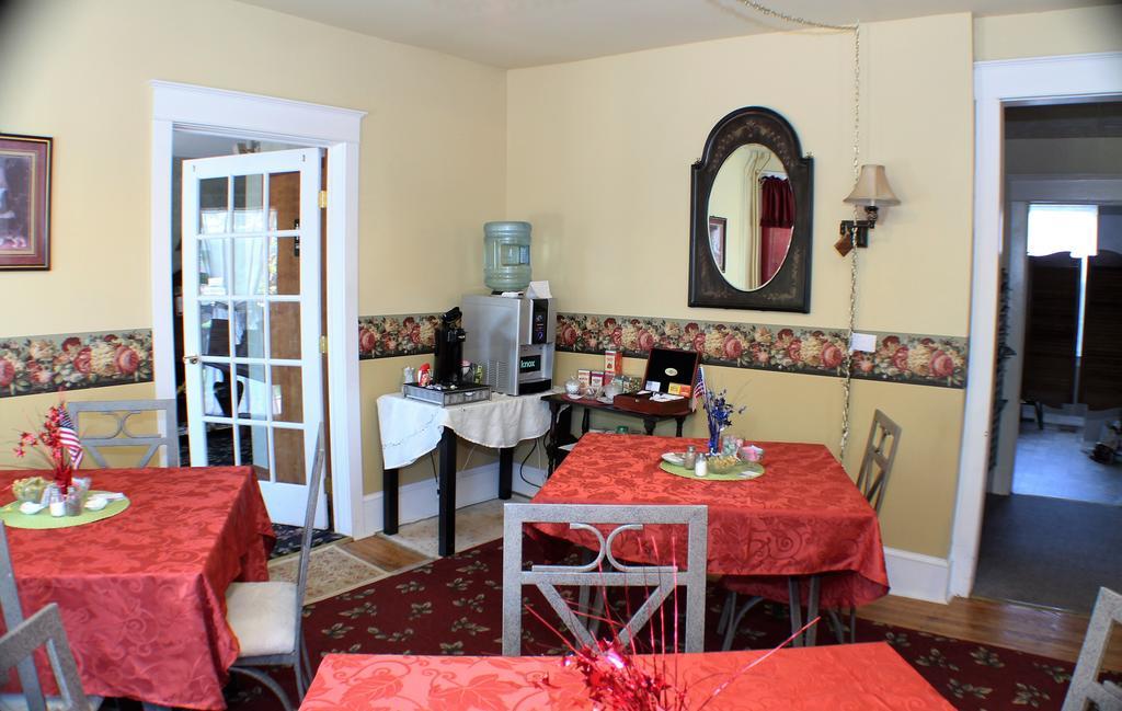 The White Birch Inn Berwick Bagian luar foto
